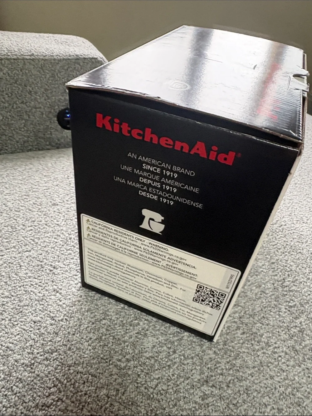 KitchenAid Hand Mixer in Black and Silver